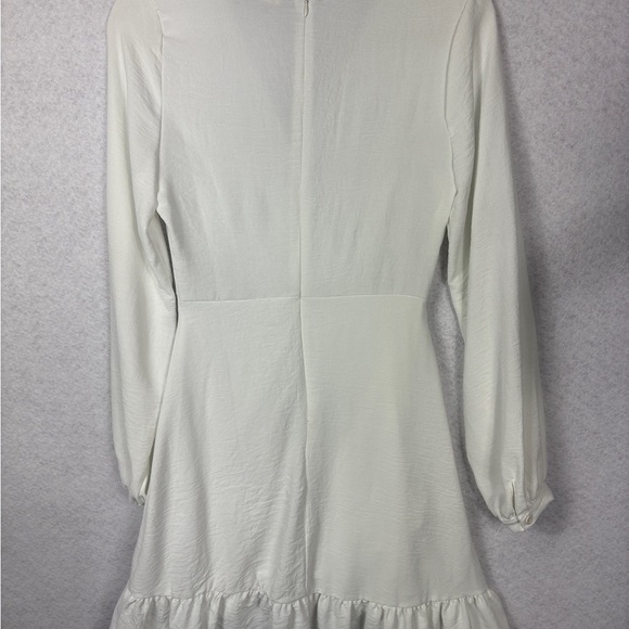 Alter’d State Feminine White Dress Size Small - Picture 3 of 5